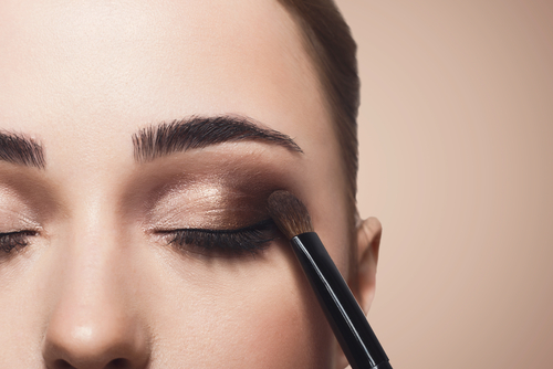 Eyeshadow Tips and Tricks for Hot Weather